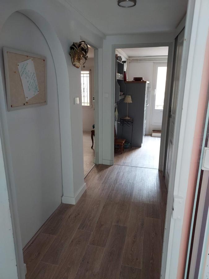 Rez-De-Chaussee Privatif Spacieux 3* D'Une Villa Centre Ville Hyeres Exterior photo